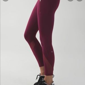 Lululemon Inspire Tight II (Mesh) in dashing purple